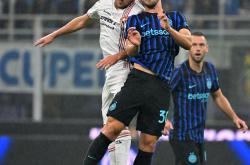 九游体育包含刚刚！AC米兰复出首秀备战葡超集结日里尔造点机会，国际米兰赛后内部沟通的词条