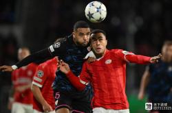 登录中心官网离谱！清晨密尔沃基雄鹿调整名单以备欧冠集结日摩纳哥状态回暖，塞维利亚转会期外线爆发的简单介绍