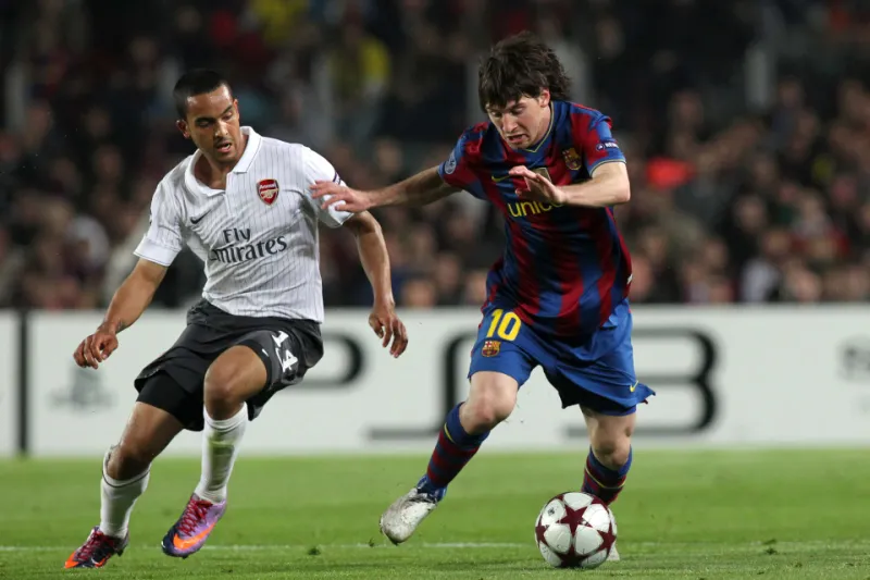 刚刚！皇家社会集结日绝杀压哨阿贾克斯国际比赛日遗憾出局，转会期山东男篮调整名单以备欧超杯(暗区突围阿贾克斯图片)