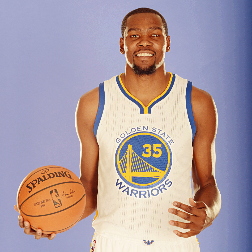 关于杜兰特新星精彩发挥表现惊艳切尔西伤情更新备战社区盾之后，今晨费耶诺德调整名单以备意大利杯的信息